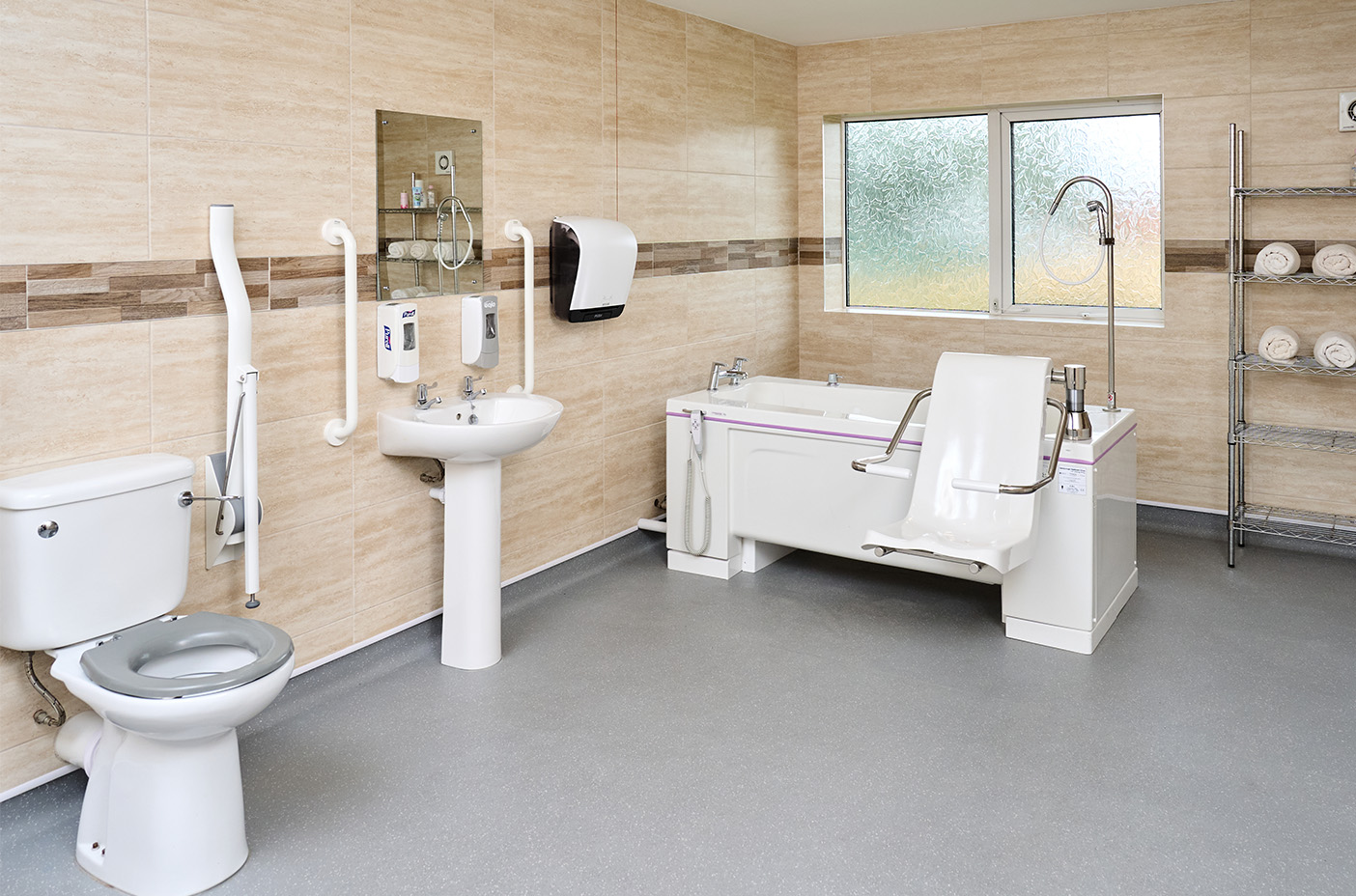Autumn House – Bathrooms – 1