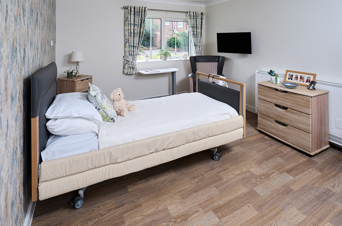 Autumn House – Bedrooms – 1
