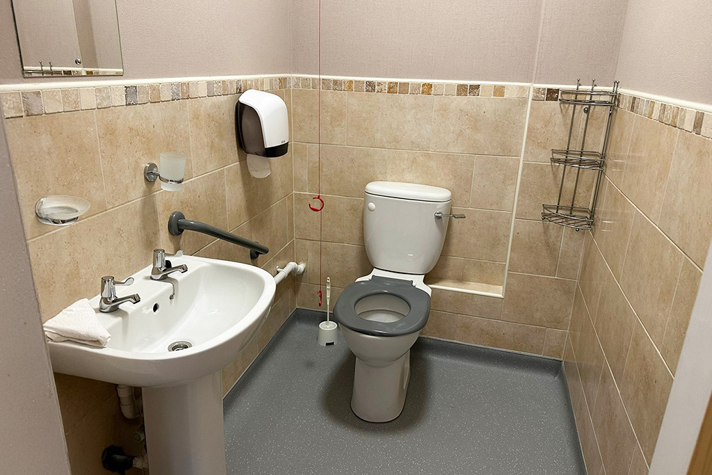 Bathrooms – The Firs – 2