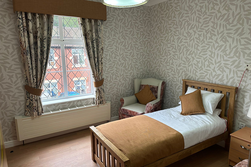 Bedroom – The Firs 2